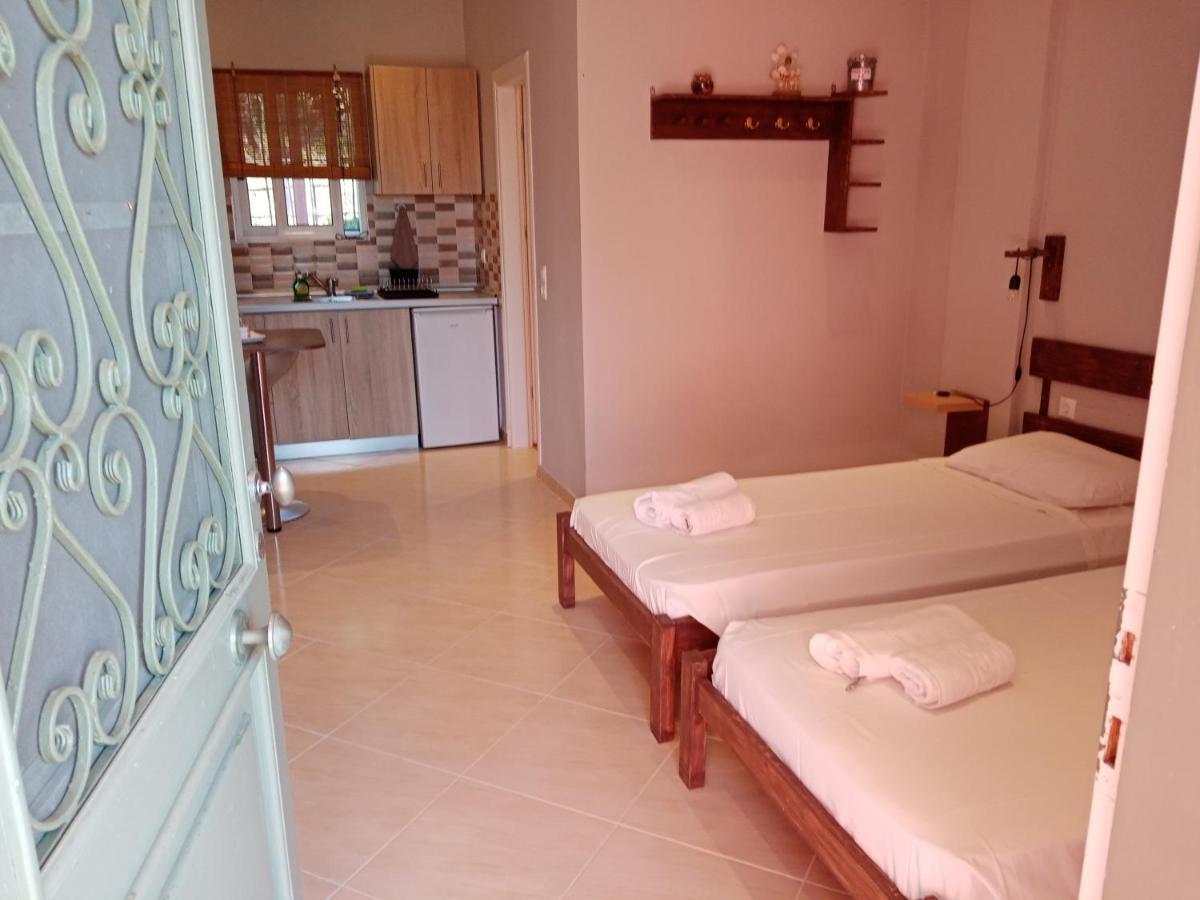 Maria Corfu Apartments Meszongí Kültér fotó